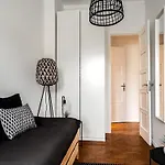 Akicity Santos Raven Lägenhet