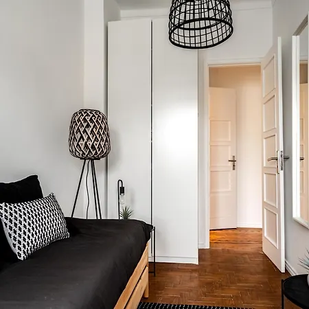 Akicity Santos Raven Апартаменти