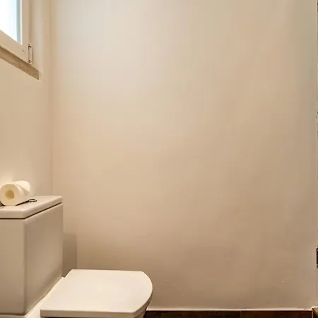 Akicity Santos Raven Lisboa