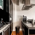 Akicity Santos Raven * Лиссабон